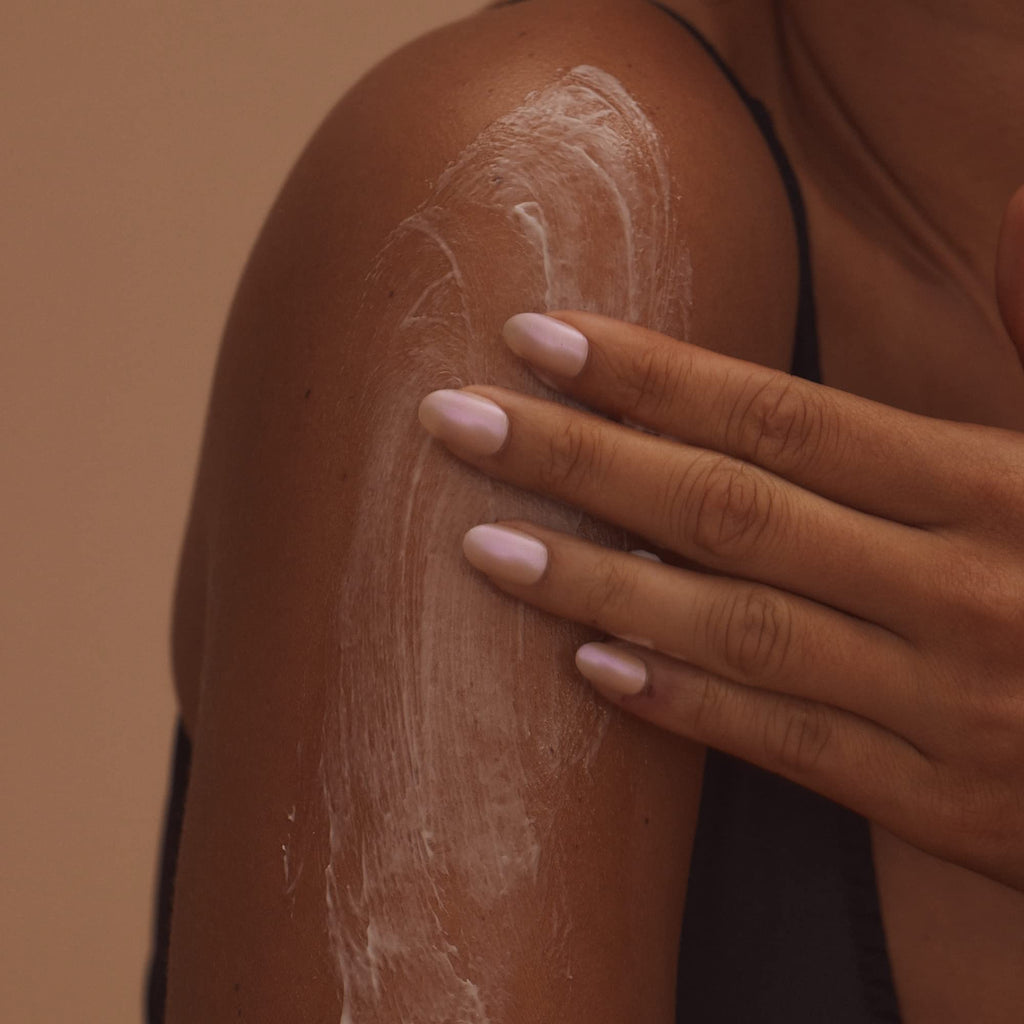 '+ Lux Unfiltered Tall Pour N°14 Body Lotion for Women - Moisturizing Body Cream with Jojoba, Squalane, Shea Butter, Vitamin C & Hyaluronic Acid - Hydrating Body Lotion, Non-Greasy - Santal + Lux UnfilteredBuy Supplements Australia